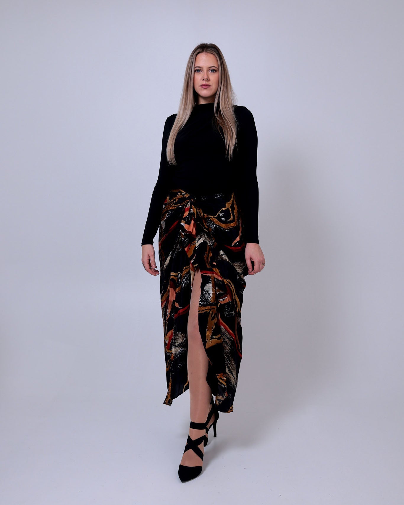 Black Art-Print Pure Crepe Wrap Skirt - Saurutu Heritage Couture